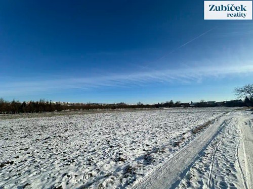 Prodej stavebního pozemku 1183 m²