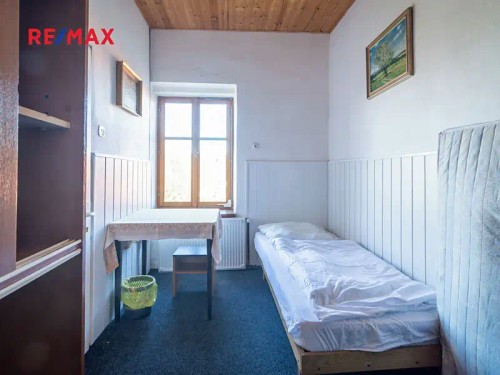 Prodej domu 560 m², pozemek 887 m²