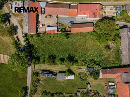Prodej stavebního pozemku 1087 m²