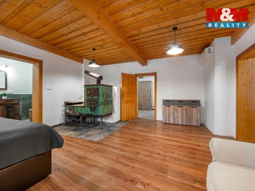 Prodej chalupy 260 m², pozemek 2511 m²