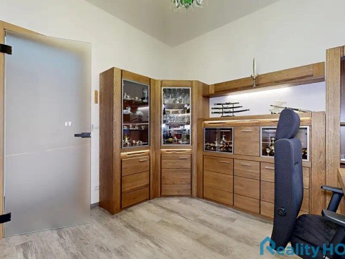 Prodej domu 271 m², pozemek 3395 m²