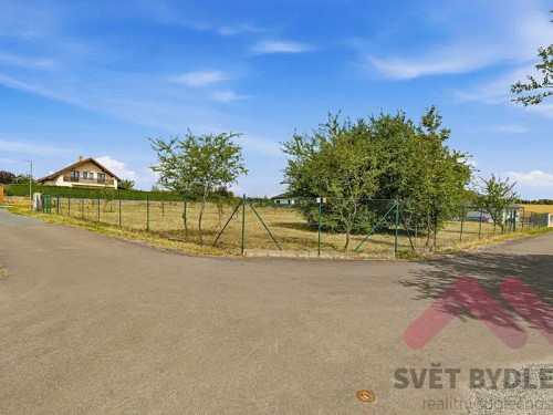 Prodej stavebního pozemku 1597 m²