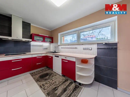 Prodaný dům 228 m², pozemek 1427 m²