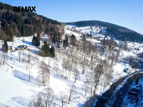 Prodej stavebního pozemku 7007 m²