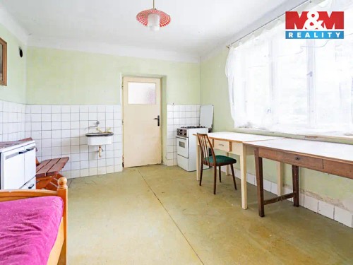 Prodej domu 80 m², pozemek 992 m²