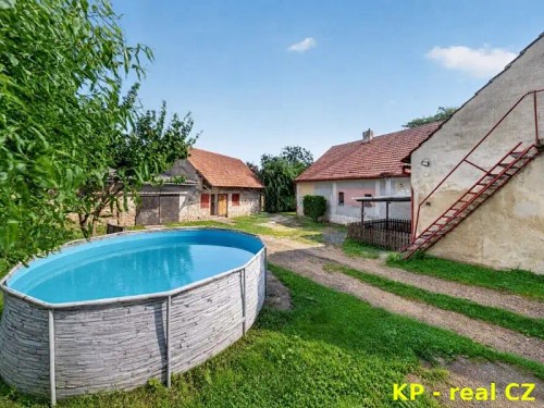 Prodej domu 247 m², pozemek 976 m²