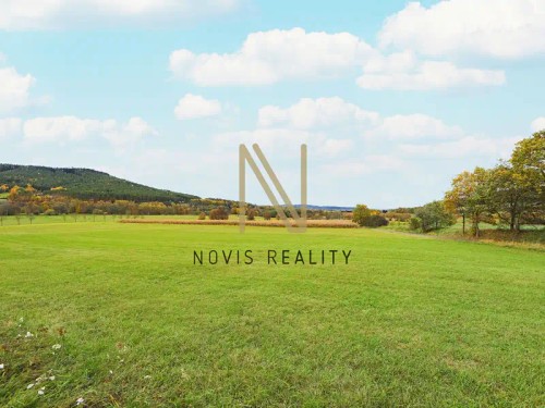 Prodej stavebního pozemku 698 m²