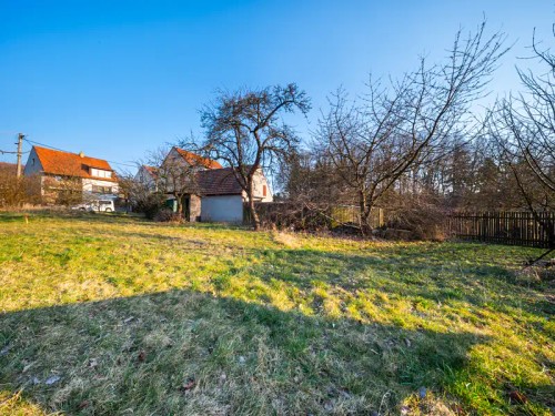 Prodej stavebního pozemku 806 m²