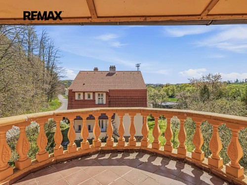 Prodaná vila 320 m², pozemek 1201 m²