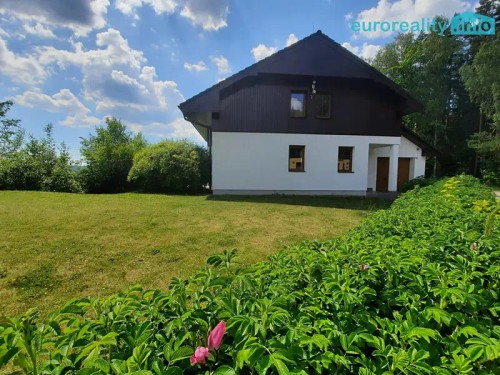 Prodej domu 180 m², pozemek 447 m²