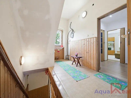 Prodej domu 330 m², pozemek 1180 m²