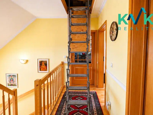 Prodej domu 250 m², pozemek 992 m²