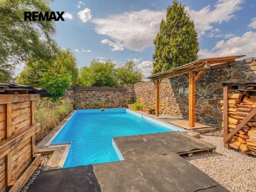 Prodej domu 230 m², pozemek 1093 m²