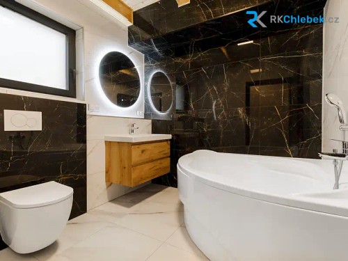 Prodej domu 250 m², pozemek 641 m²