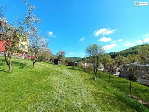 Prodej stavebního pozemku 1063 m²