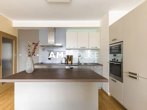 Prodej bytu 3+kk 82 m²