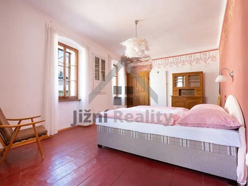 Prodej domu 198 m², pozemek 130 m²