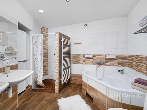 Prodej domu 170 m², pozemek 2715 m²