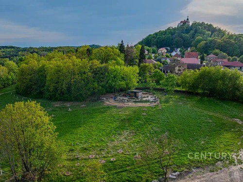 Prodej stavebního pozemku 5635 m²