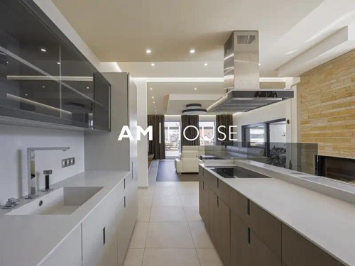 Prodej domu 330 m², pozemek 1277 m²