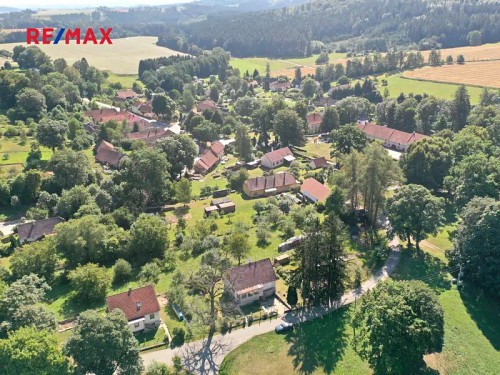 Prodej stavebního pozemku 1416 m²