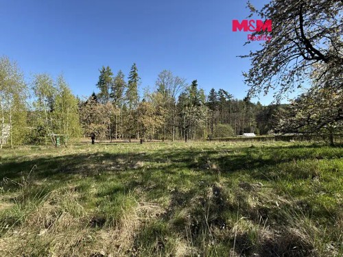 Prodej stavebního pozemku 1956 m²