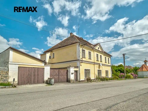 Prodej domu 200 m², pozemek 1223 m²