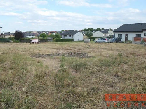 Prodej stavebního pozemku 794 m²