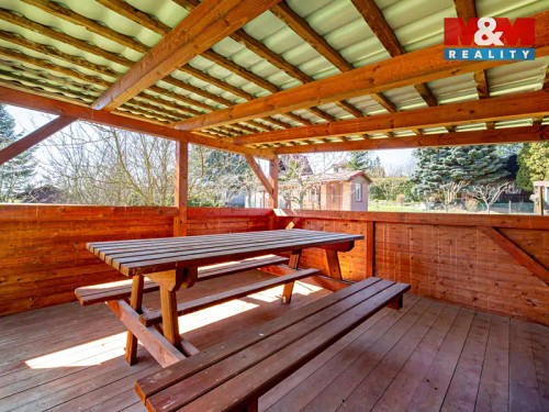 Prodaná chata 12 m², pozemek 449 m²