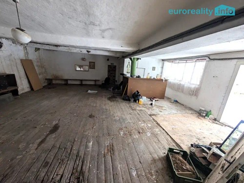 Prodej zemědělské usedlosti 300 m², pozemek 2467 m²