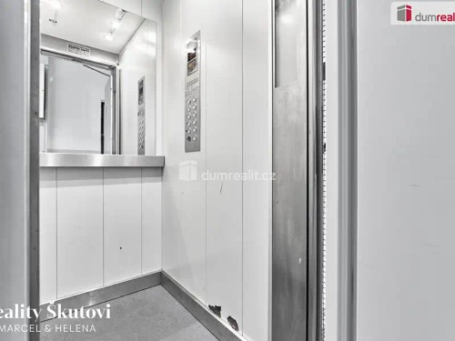 Prodej bytu 2+1 61 m²