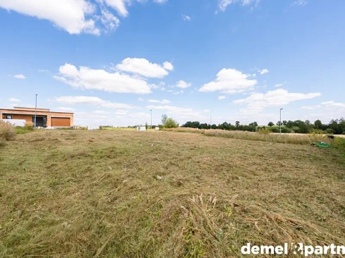 Prodej stavebního pozemku 640 m²
