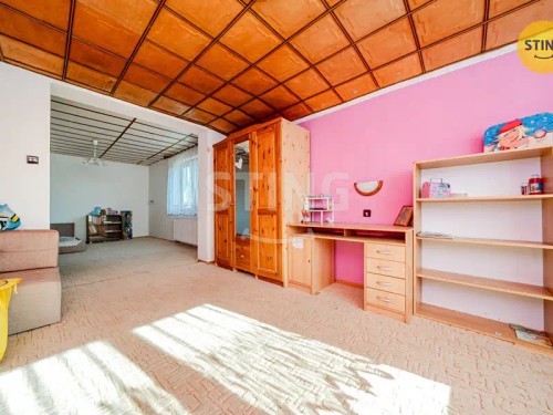 Prodej domu 200 m², pozemek 1785 m²