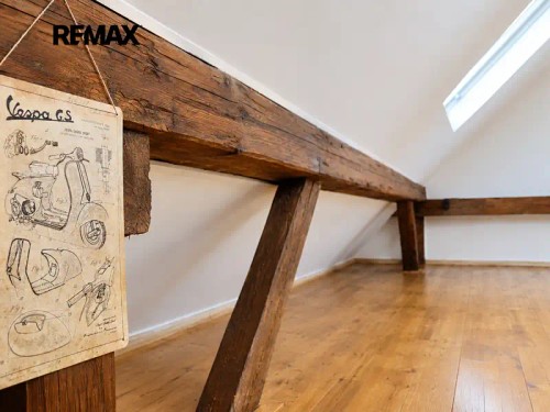 Prodej domu 272 m², pozemek 143 m²