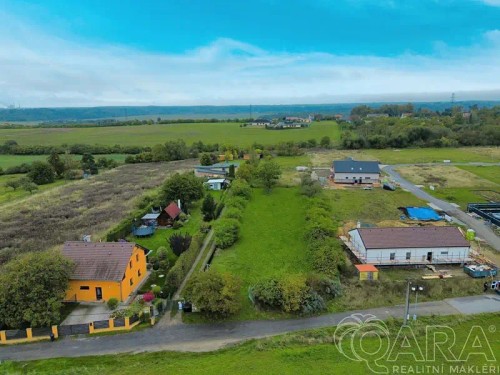 Prodej stavebního pozemku 2050 m²