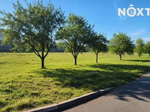 Prodej stavebního pozemku 1055 m²