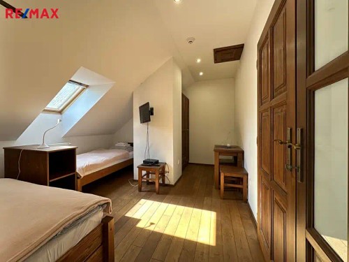 Prodej chalupy 800 m², pozemek 1904 m²