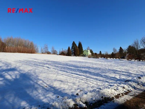 Prodej stavebního pozemku 5671 m²