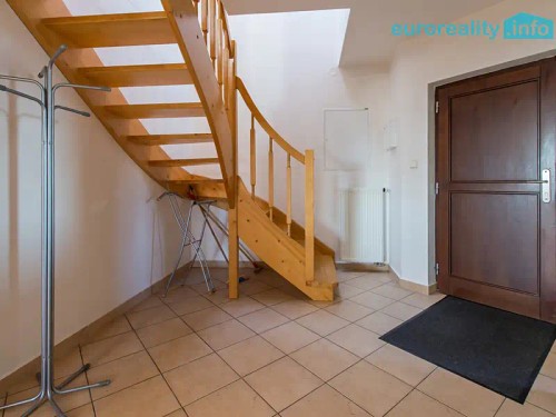 Prodej domu 180 m², pozemek 447 m²