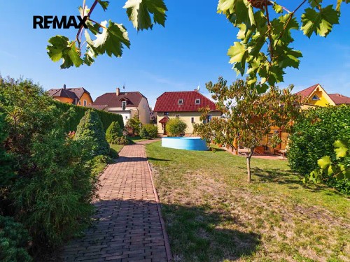 Prodej domu 207 m², pozemek 794 m²