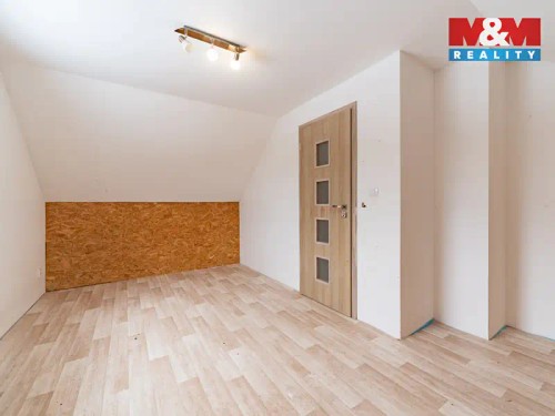 Prodej domu 127 m², pozemek 1194 m²