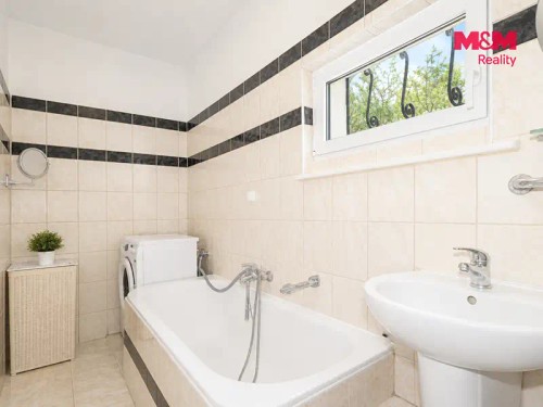 Prodej domu 260 m², pozemek 633 m²