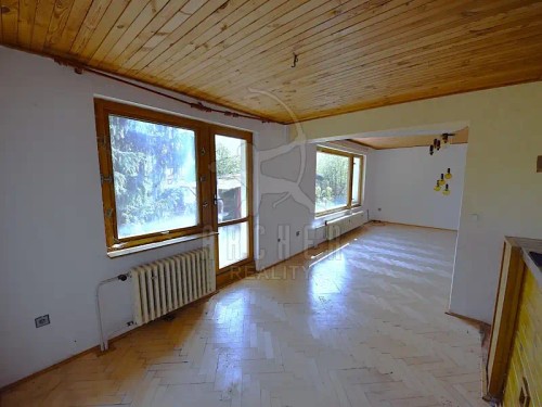 Prodej domu 200 m², pozemek 877 m²