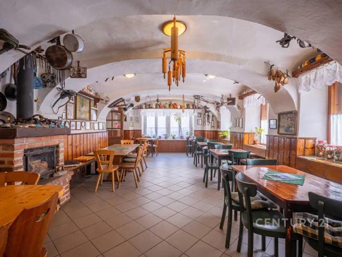 Prodej domu 458 m², pozemek 351 m²