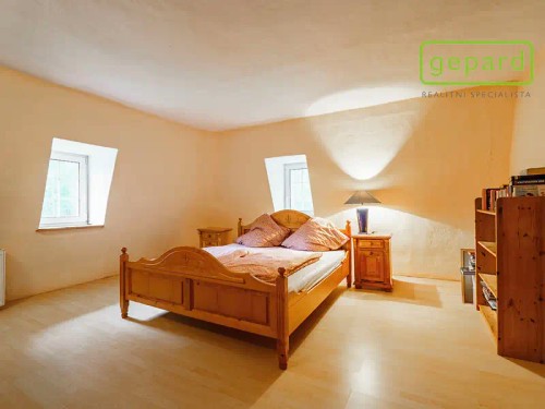 Prodej domu 295 m², pozemek 9233 m²