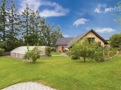 Prodej domu 282 m², pozemek 1607 m²