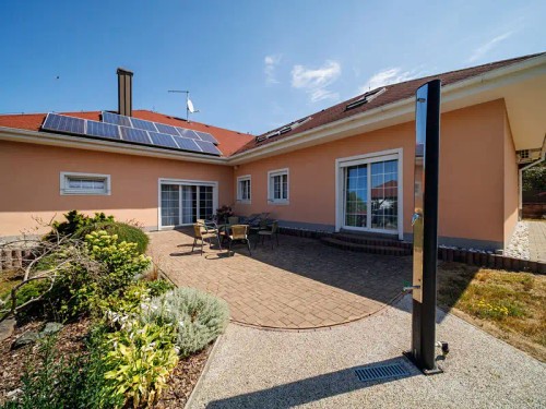 Prodej domu 300 m², pozemek 1491 m²