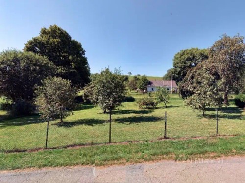 Prodej stavebního pozemku 1300 m²