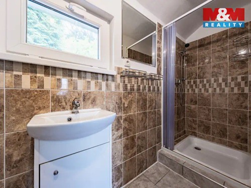 Prodaná  chata 43 m², pozemek 580 m²