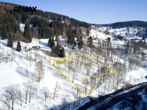 Prodej stavebního pozemku 7007 m²